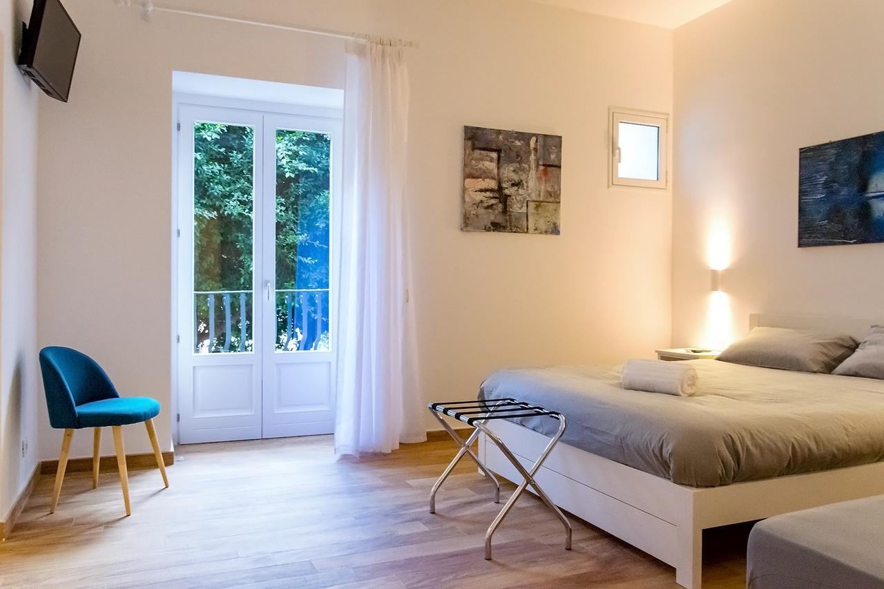 Kala Rooms Palermo Bagian luar foto