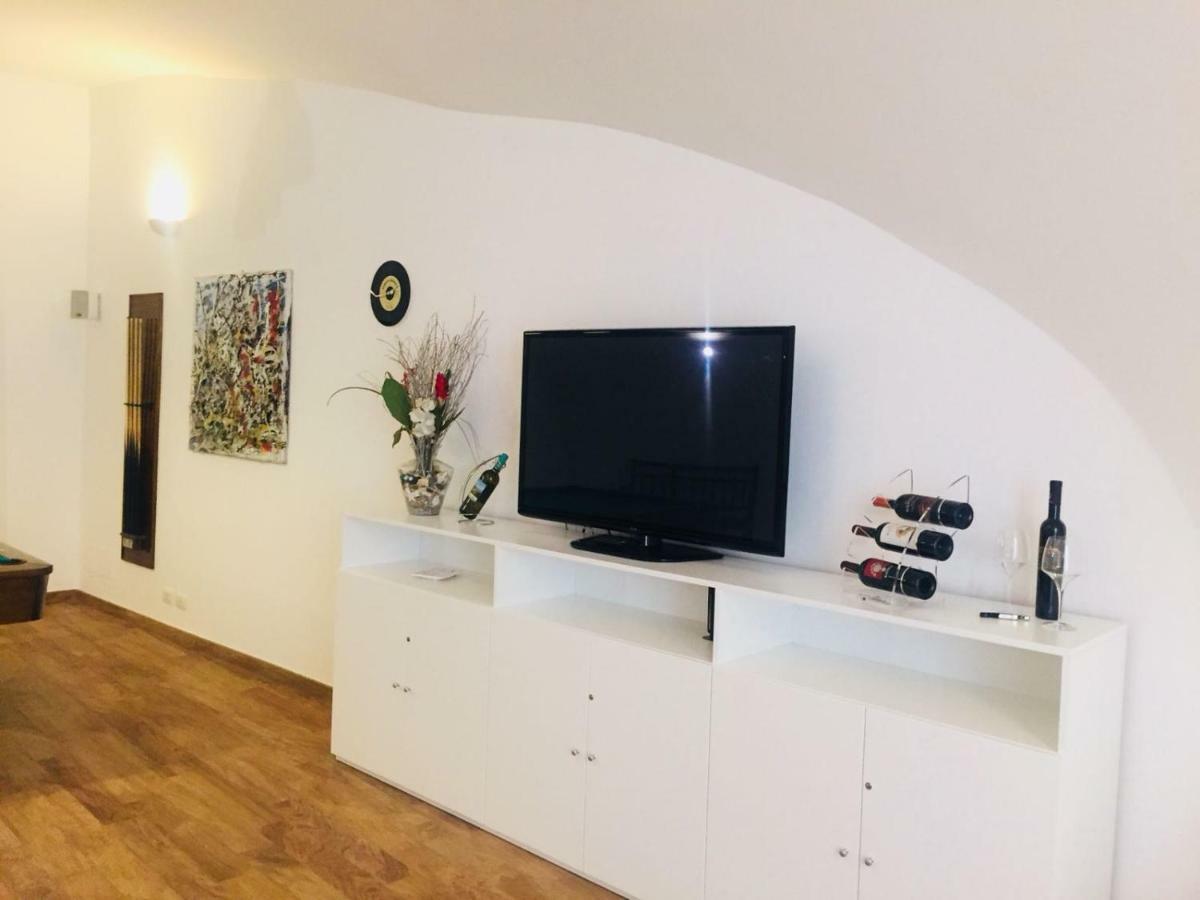Kala Rooms Palermo Bagian luar foto